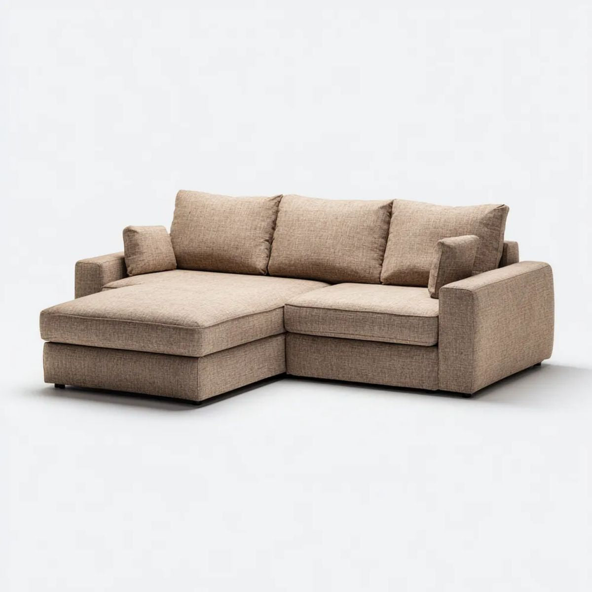 Beżowa sofa narożna z lewostronnym szezlongiem z poliestru 240 x 160 x 85 cm, kształt L